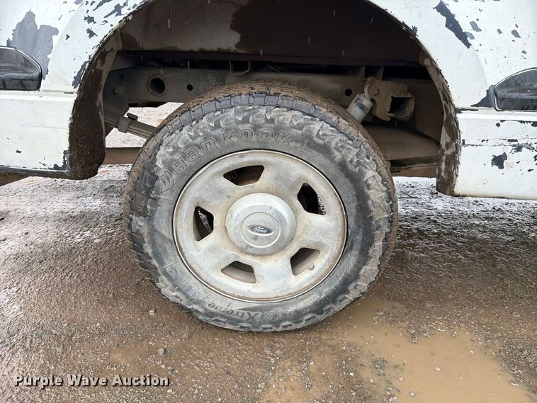 image for item EP3088 2005 Ford F150 Ext. Cab pickup truck