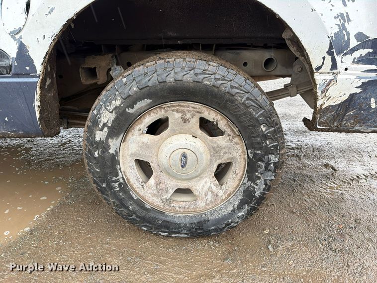image for item EP3088 2005 Ford F150 Ext. Cab pickup truck