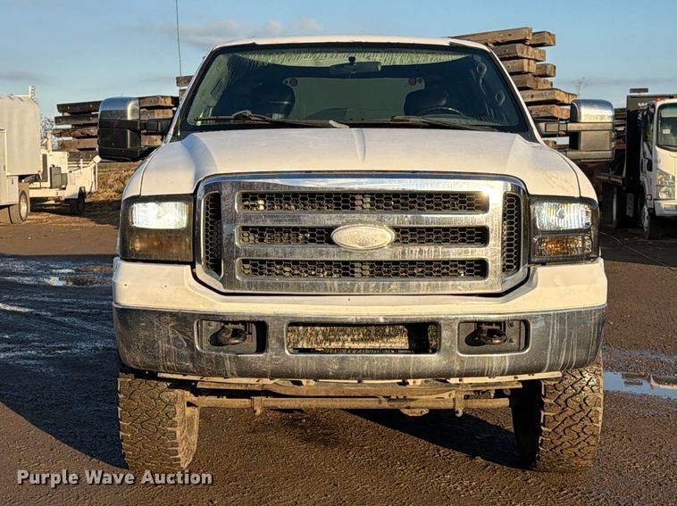 image for item EP3089 2006 Ford F250 Super Duty Ext. Cab pickup truck