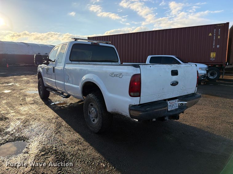 image for item EP3089 2006 Ford F250 Super Duty Ext. Cab pickup truck