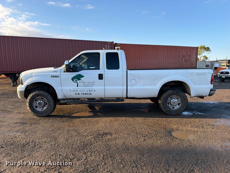 image for item EP3089 2006 Ford F250 Super Duty Ext. Cab pickup truck