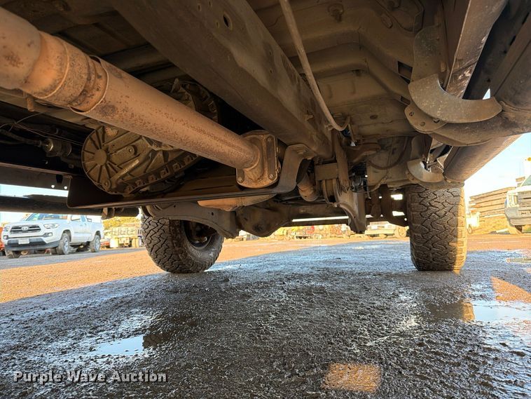 image for item EP3089 2006 Ford F250 Super Duty Ext. Cab pickup truck