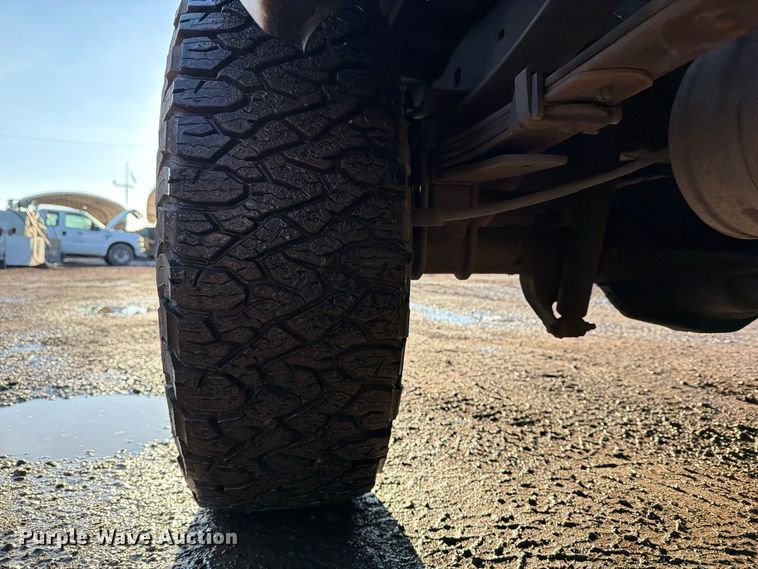image for item EP3089 2006 Ford F250 Super Duty Ext. Cab pickup truck