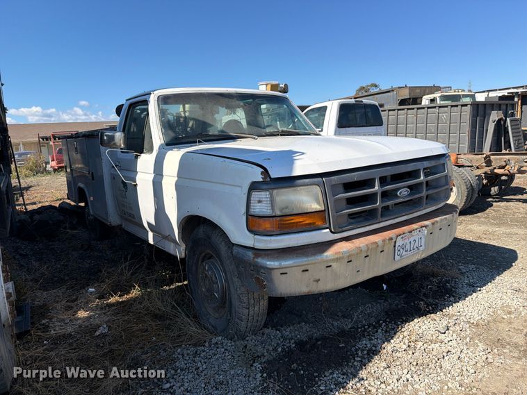 image for item EP3097 1996 Ford F250 utility bed pickup truck