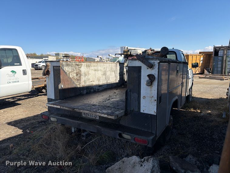 image for item EP3097 1996 Ford F250 utility bed pickup truck