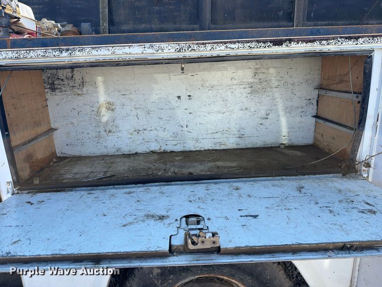 image for item EP3097 1996 Ford F250 utility bed pickup truck