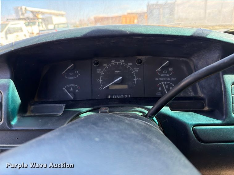image for item EP3097 1996 Ford F250 utility bed pickup truck