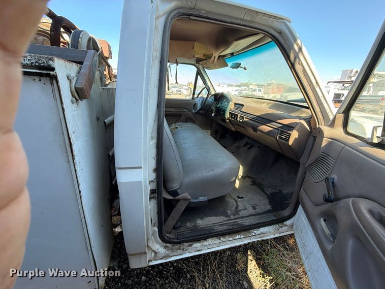 image for item EP3097 1996 Ford F250 utility bed pickup truck