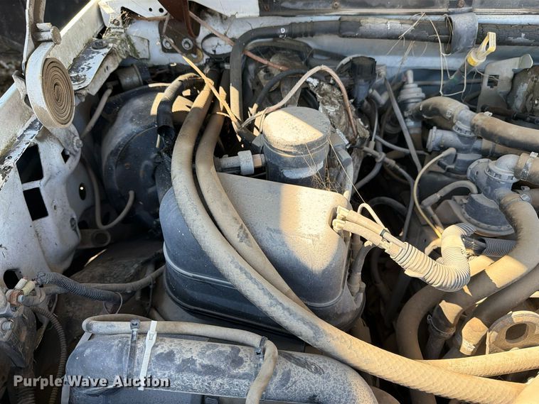 image for item EP3097 1996 Ford F250 utility bed pickup truck