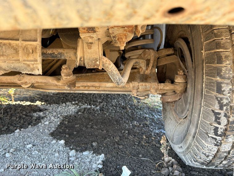 image for item EP3097 1996 Ford F250 utility bed pickup truck