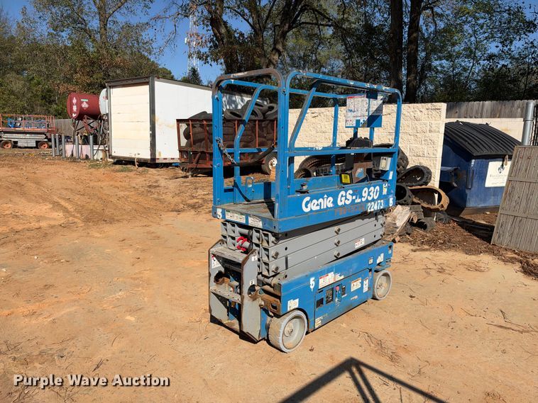 image for item ES8220 2019 Genie GS-1930 scissor lift