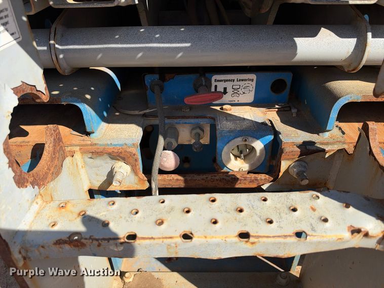 image for item ES8220 2019 Genie GS-1930 scissor lift