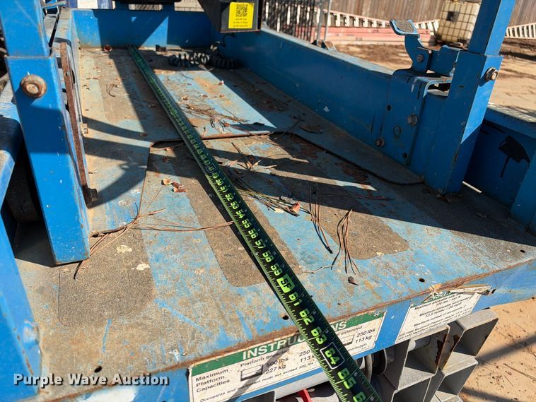 image for item ES8220 2019 Genie GS-1930 scissor lift