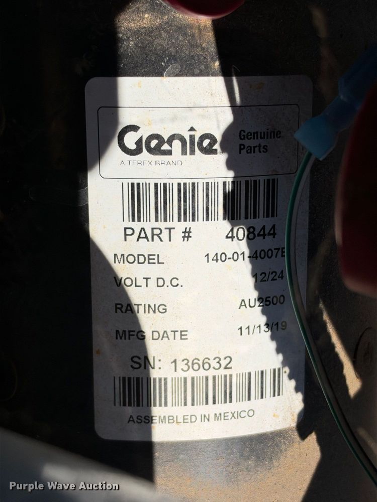 image for item ES8220 2019 Genie GS-1930 scissor lift