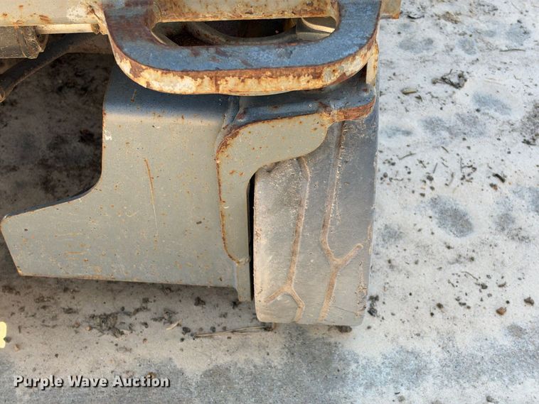 image for item ES8221 2012 Skyjack SJIII-3219 scissor lift