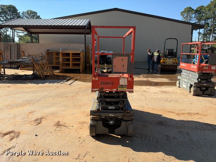 image for item ES8222 2018 Skyjack SJIII-3219 scissor lift