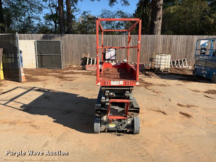 image for item ES8222 2018 Skyjack SJIII-3219 scissor lift