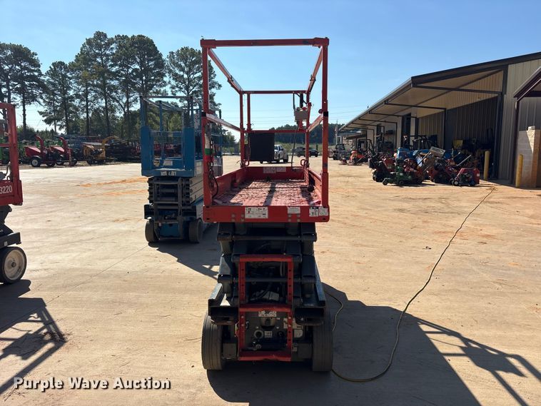 image for item ES8228 2018 Skyjack SJIII 3226 scissor lift