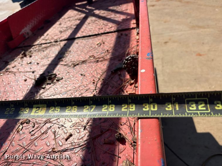 image for item ES8228 2018 Skyjack SJIII 3226 scissor lift