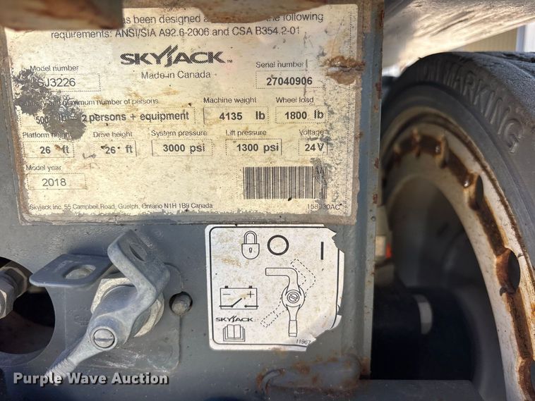 image for item ES8228 2018 Skyjack SJIII 3226 scissor lift