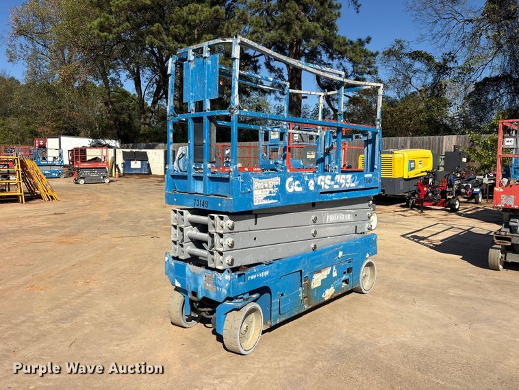 image for item ES8234 Genie GS-2632 scissor lift