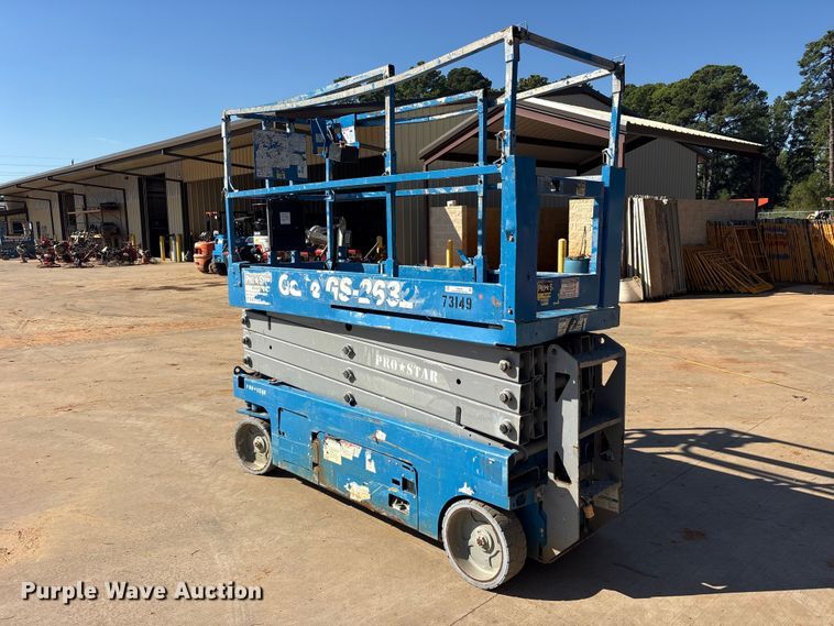 image for item ES8234 Genie GS-2632 scissor lift