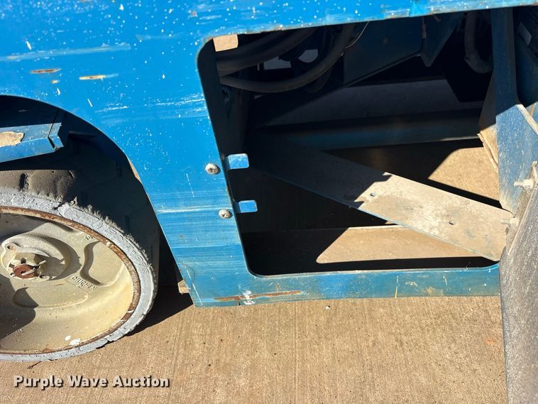 image for item ES8234 Genie GS-2632 scissor lift