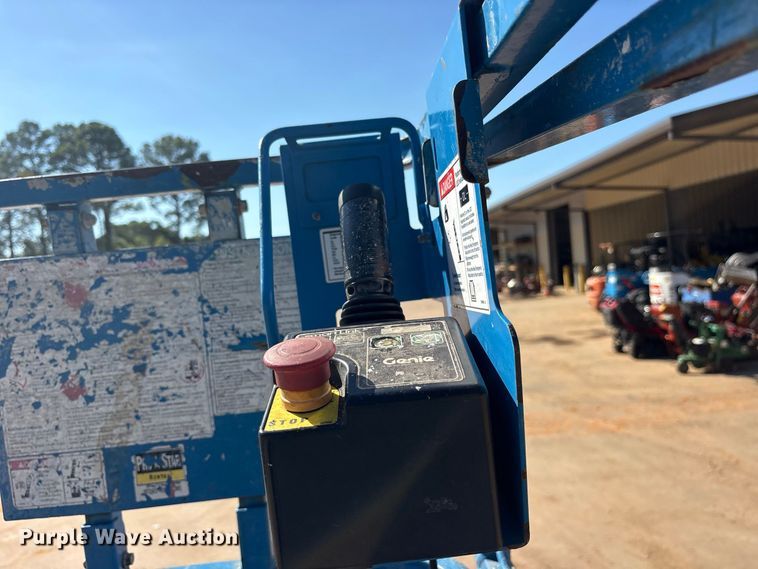 image for item ES8234 Genie GS-2632 scissor lift