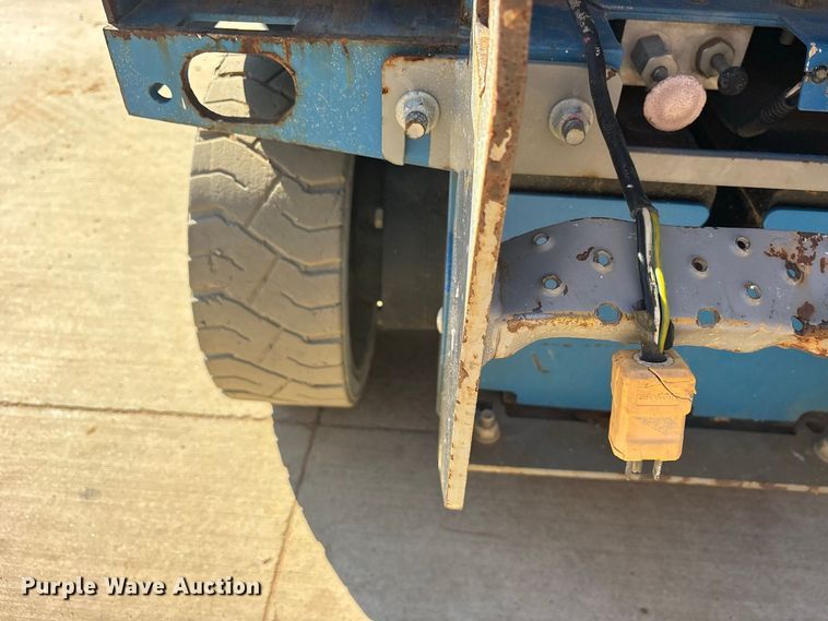 image for item ES8234 Genie GS-2632 scissor lift