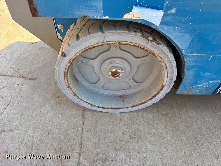image for item ES8234 Genie GS-2632 scissor lift