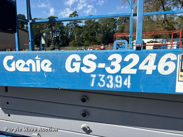 image for item ES8235 2019 Genie GS-3246 scissor lift