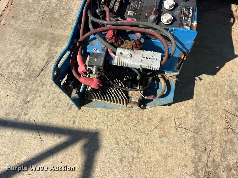 image for item ES8235 2019 Genie GS-3246 scissor lift