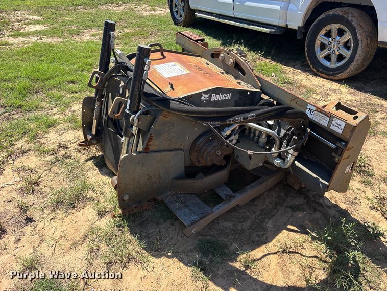 image for item ES8249 2020 Bobcat 24PLA skid steer cold planer