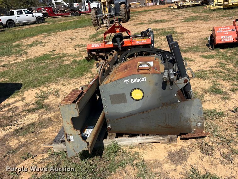 image for item ES8249 2020 Bobcat 24PLA skid steer cold planer
