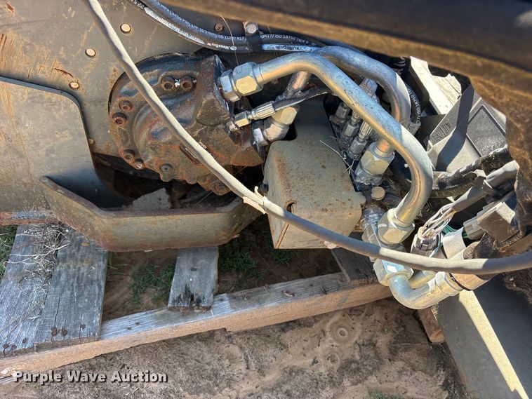image for item ES8249 2020 Bobcat 24PLA skid steer cold planer