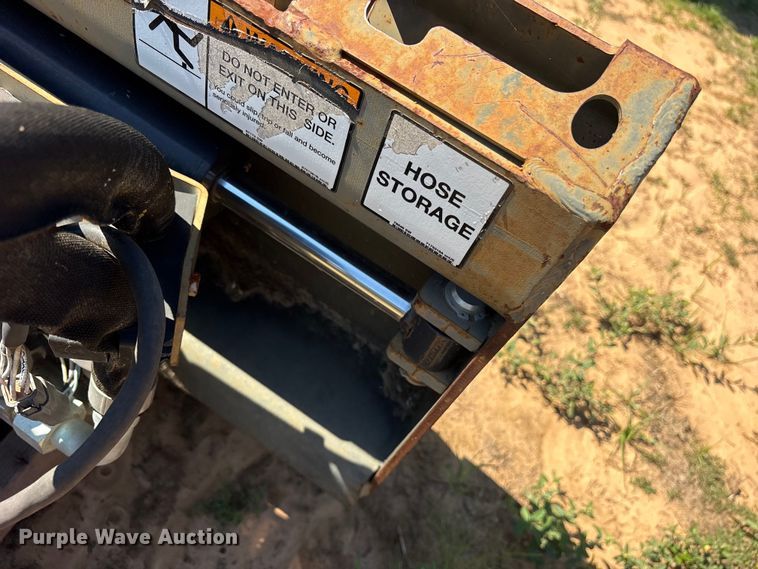 image for item ES8249 2020 Bobcat 24PLA skid steer cold planer