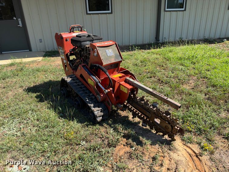 image for item ES8258 2018 Ditch Witch C16X trencher