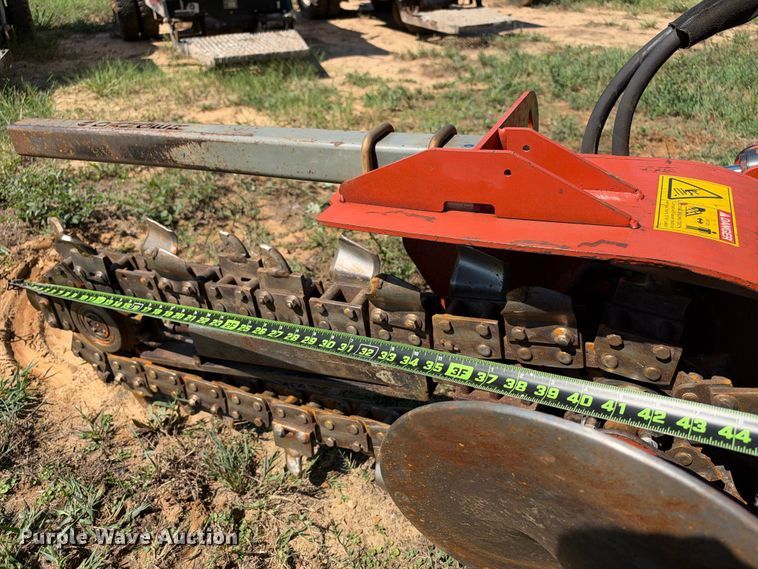 image for item ES8258 2018 Ditch Witch C16X trencher
