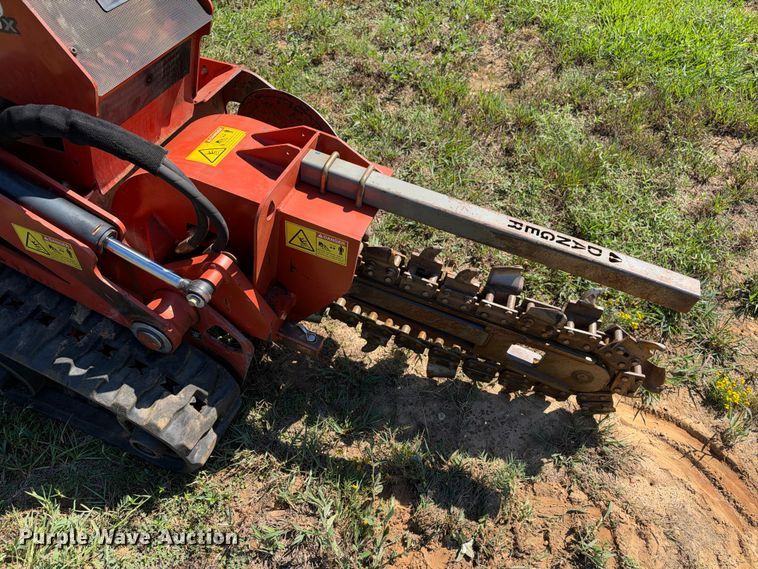 image for item ES8258 2018 Ditch Witch C16X trencher
