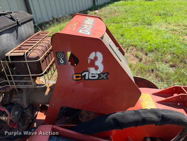 image for item ES8258 2018 Ditch Witch C16X trencher