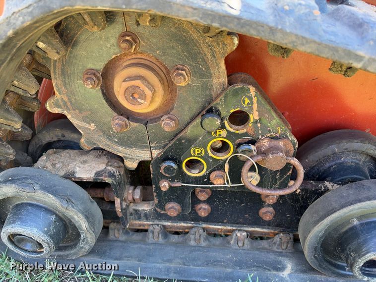 image for item ES8258 2018 Ditch Witch C16X trencher