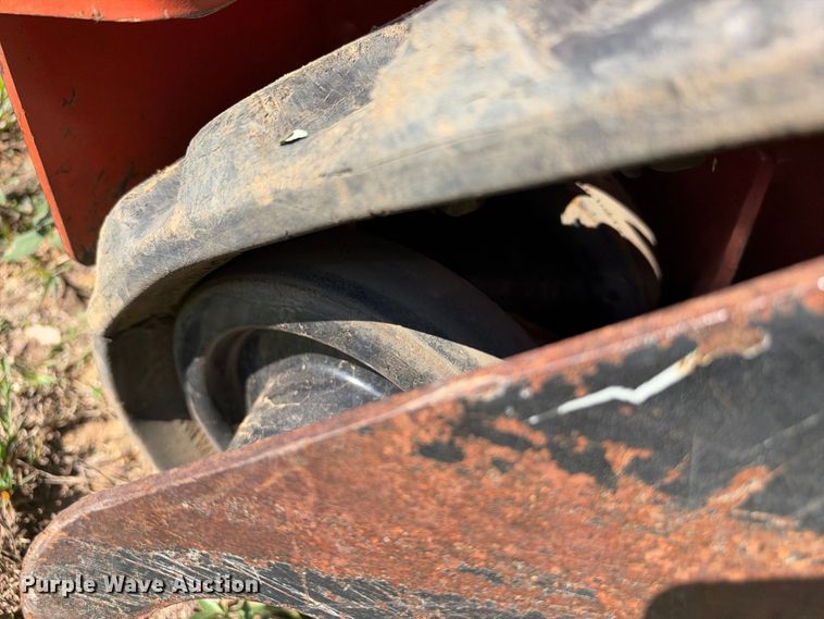 image for item ES8258 2018 Ditch Witch C16X trencher