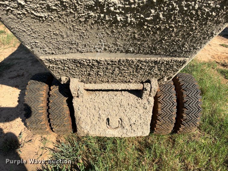 image for item ES8261 2020 Whiteman WBH-16F concrete buggy