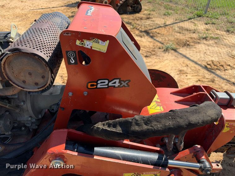 image for item ES8269 2019 Ditch Witch C24X trencher