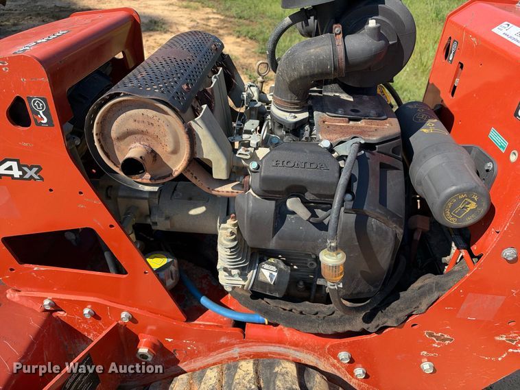 image for item ES8269 2019 Ditch Witch C24X trencher