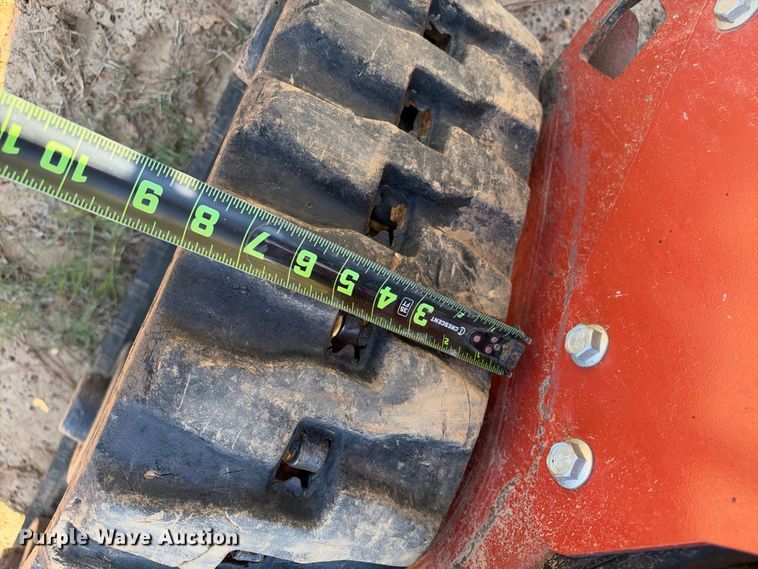 image for item ES8269 2019 Ditch Witch C24X trencher