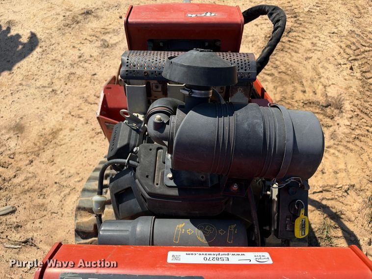 image for item ES8270 2019 Ditch Witch C24X trencher