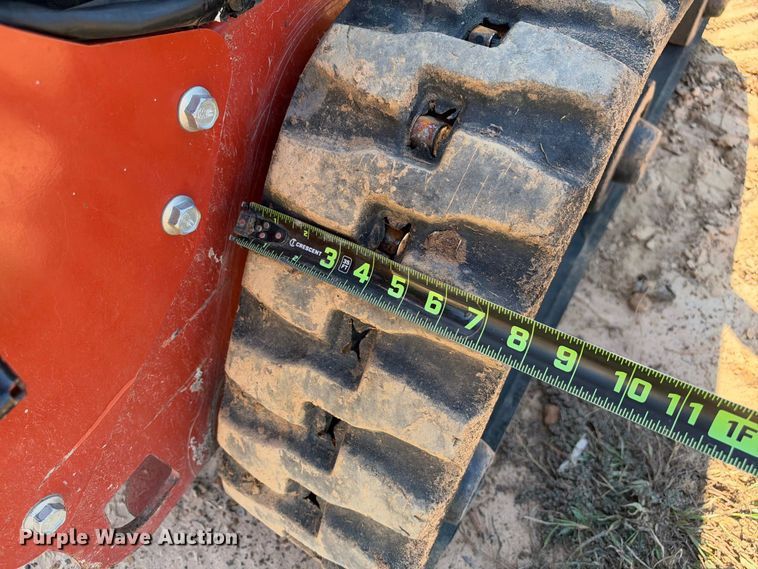 image for item ES8270 2019 Ditch Witch C24X trencher