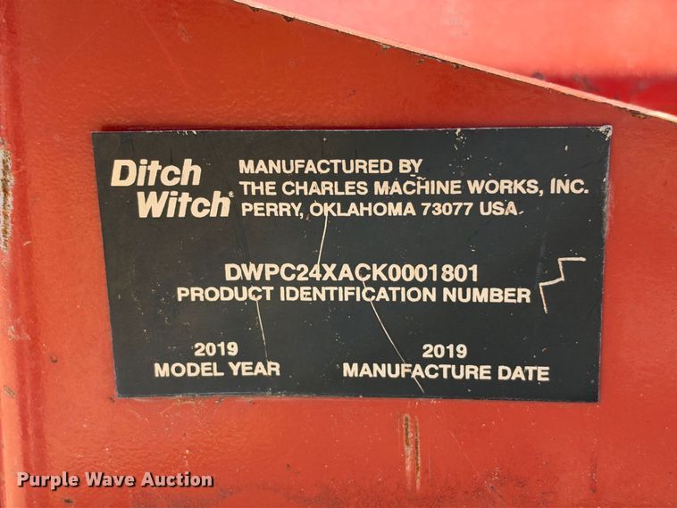 image for item ES8270 2019 Ditch Witch C24X trencher