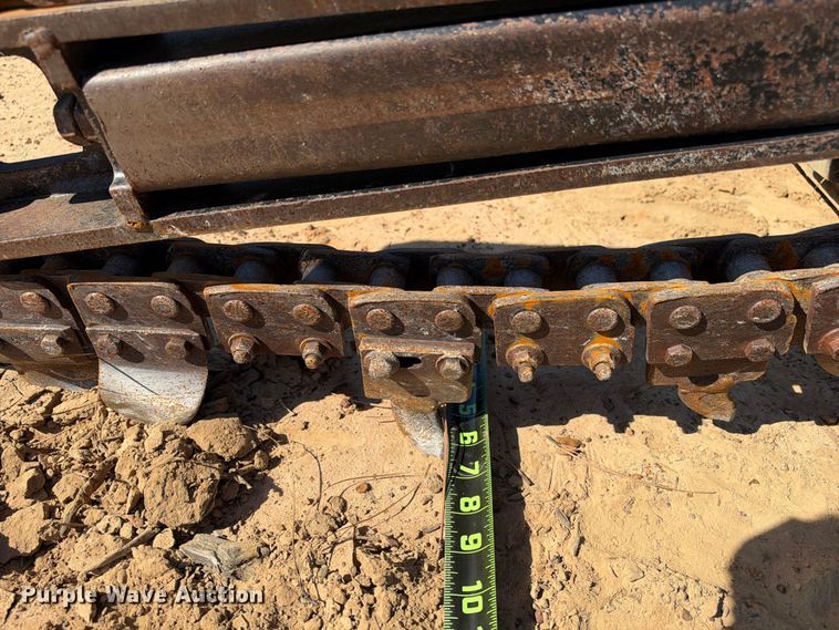 image for item ES8271 2018 Ditch Witch C24X trencher